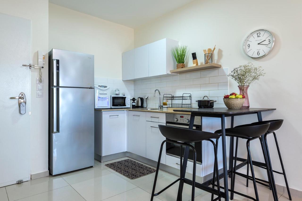 Melony Apartments Yam Suf Street Eilat Luaran gambar